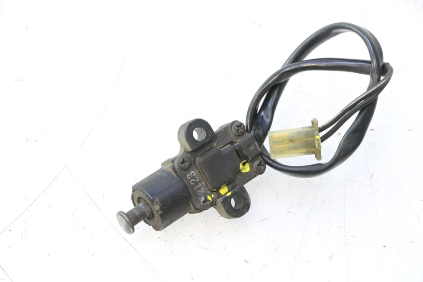 photo de SENSOR VOOR KOFFERRUIMTOPENING SUZUKI BURGMAN EXECUTIVE ABS 650 (2006 - 2012) - Zoom op gebruiksstaat