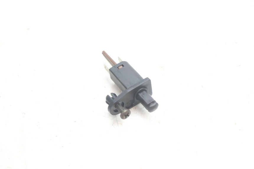 photo de SENSOR VOOR KOFFERRUIMTOPENING PIAGGIO X8 STREET 125 (2006 - 2007) - Detail van het onderdeel