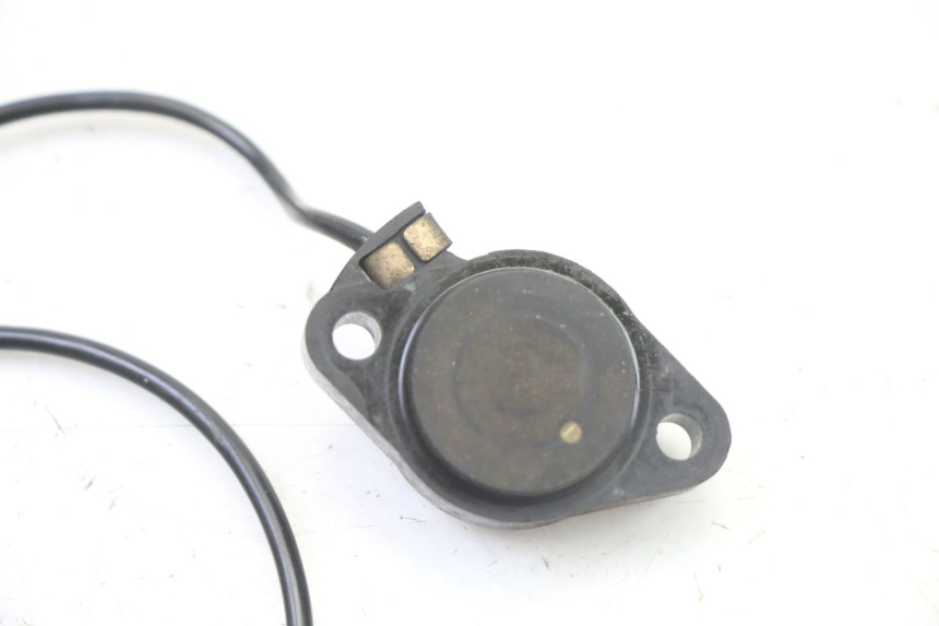 photo de NEUTRAALSENSOR SUZUKI GS GSE 500 (2001 - 2003) - Zoom op gebruiksstaat