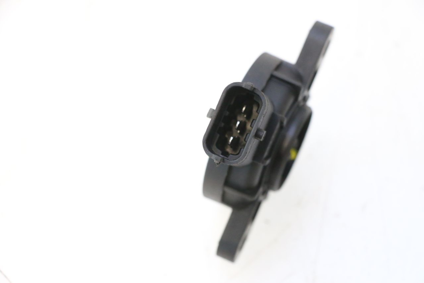 photo de NEUTRAALSENSOR CAN-AM SPYDER RS 1000 (2008 - 2012) - Detail van het onderdeel