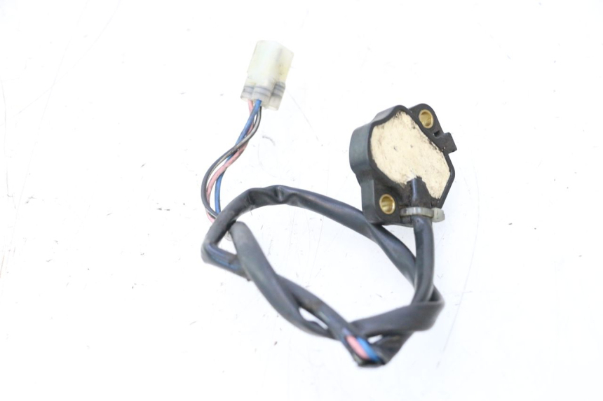 photo de NEUTRAALSENSOR SUZUKI SV S 650 (2003 - 2009) - Detail van het onderdeel