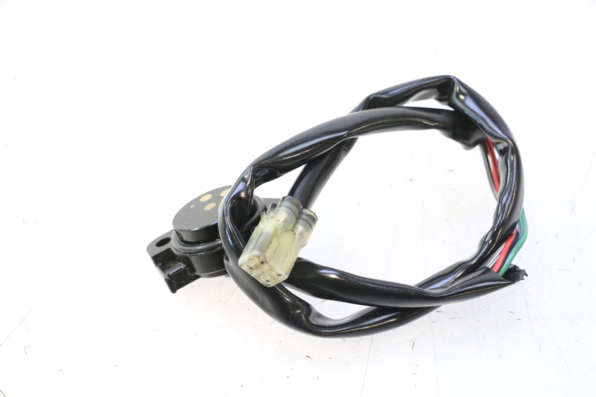 photo de NEUTRAALSENSOR SUZUKI SV S 650 (1999 - 2002) - Detail van het onderdeel