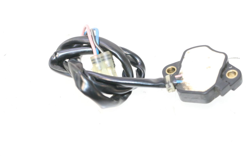 photo de NEUTRAALSENSOR SUZUKI SV S 650 (2003 - 2009) - Detail van het onderdeel