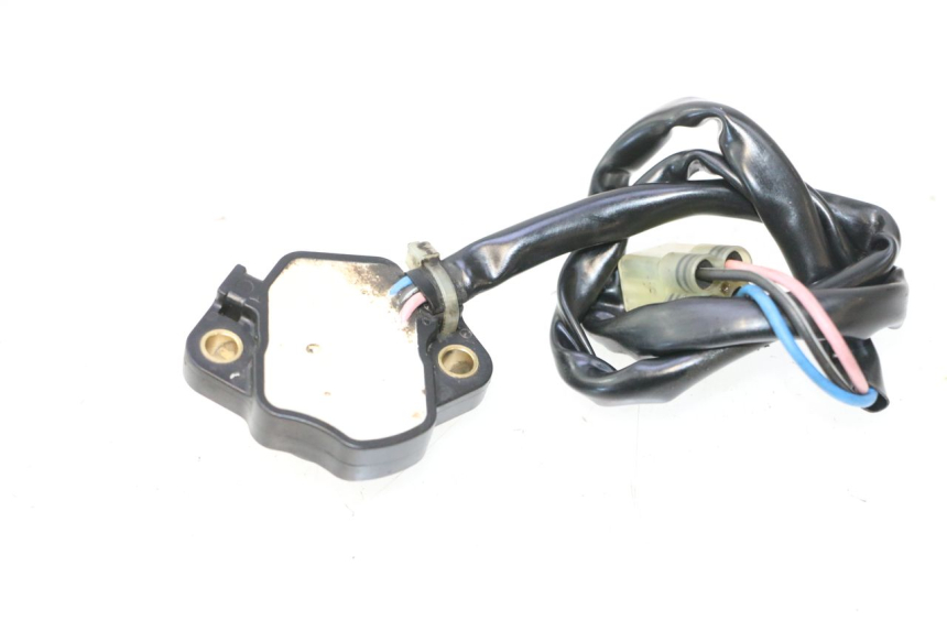 photo de NEUTRAALSENSOR SUZUKI SV S 650 (2003 - 2009) - Zoom op gebruiksstaat