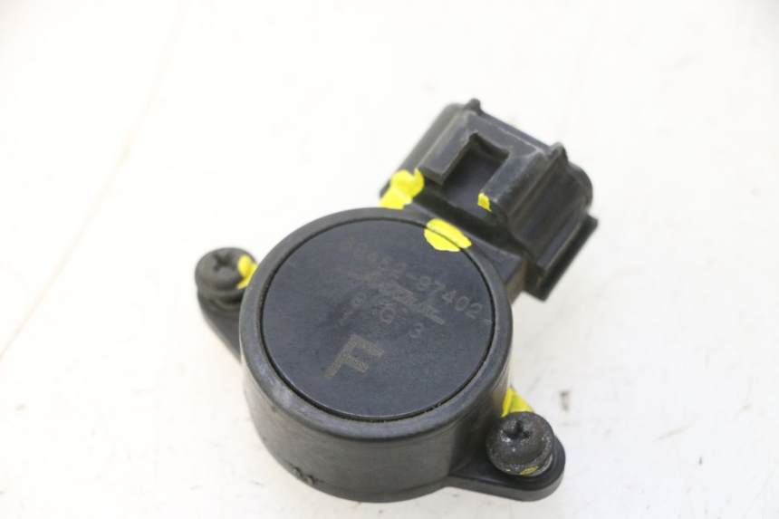 photo de TPS-sensor SUZUKI BURGMAN 125 (2007 - 2014) - Andere kijkhoek