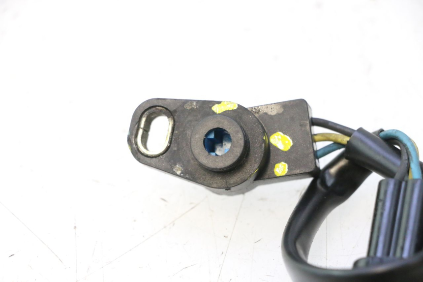 photo de TPS-sensor SUZUKI BURGMAN EXECUTIVE ABS 650 (2006 - 2012) - Bevestigingspunten