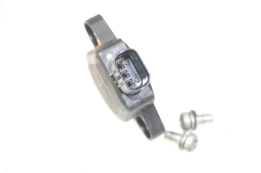 photo de TPS-sensor HONDA CBF 500 (2004 - 2007) - Detail van het onderdeel