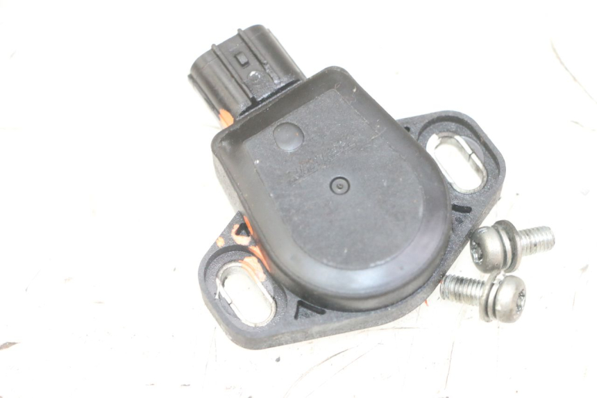 photo de TPS-sensor HONDA CBF 500 (2004 - 2007) - Zoom op gebruiksstaat