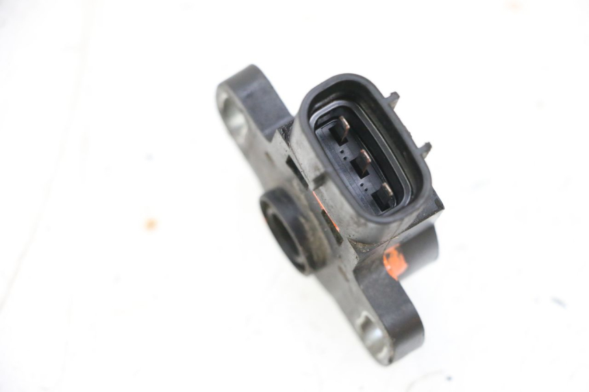 photo de TPS-sensor YAMAHA TDM ABS 900 (2002 - 2014) - Zoom op gebruiksstaat