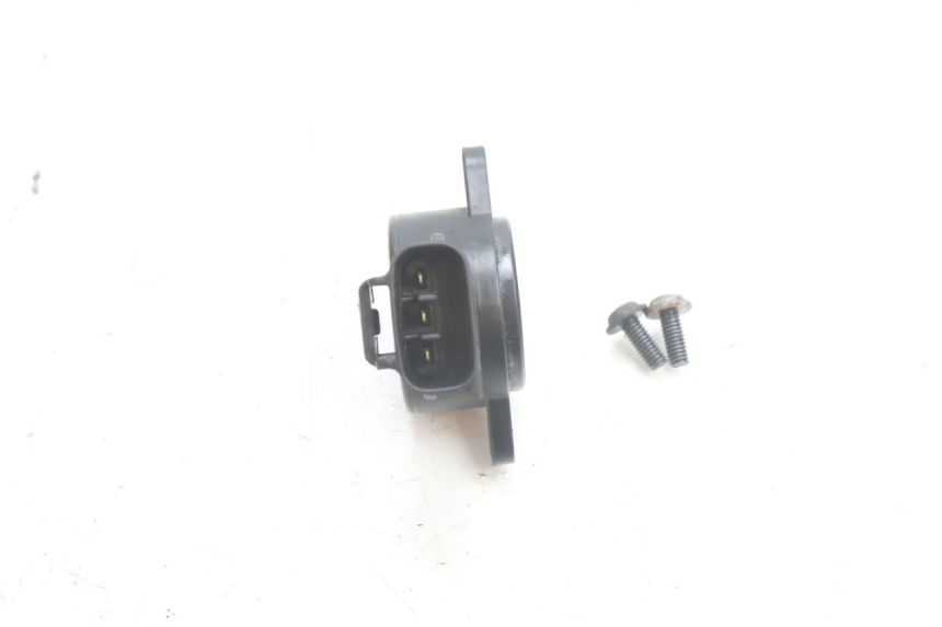 photo de TPS-sensor YAMAHA X-MAX XMAX 125 (2010 - 2013) - Zoom op gebruiksstaat