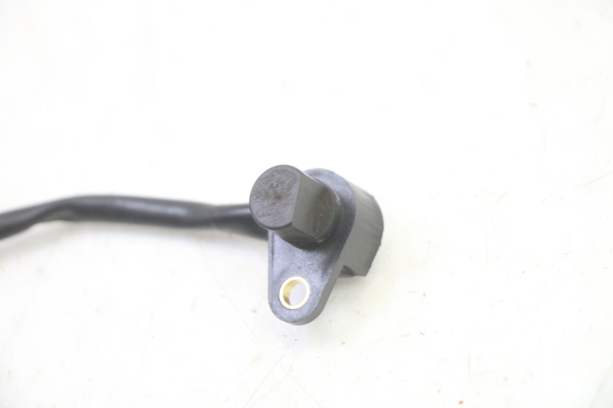 photo de SNELHEIDSSENSOR SUZUKI GSR 750 (2011 - 2017) - Overzicht