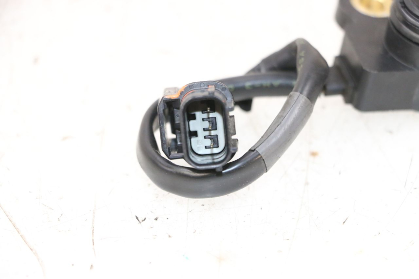 photo de ROLLOCK POSITIESENSOR PIAGGIO MP3 HPE 300 (2019 - 2026) - Zoom op gebruiksstaat