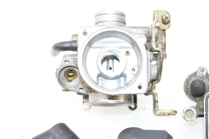photo de CARBURATEUR KYMCO AGILITY 4T 10" 50 (2005 - 2018) - Detailaanzicht