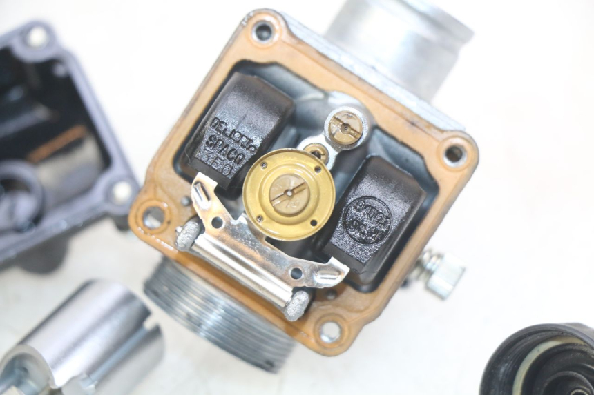 photo de VERGASER MBK BOOSTER SPIRIT 50 (1999 - 2003) - Kenmerkende details