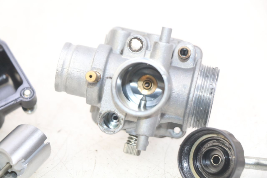 photo de VERGASER MBK BOOSTER SPIRIT 50 (1999 - 2003) - Gecontroleerd onderdeel