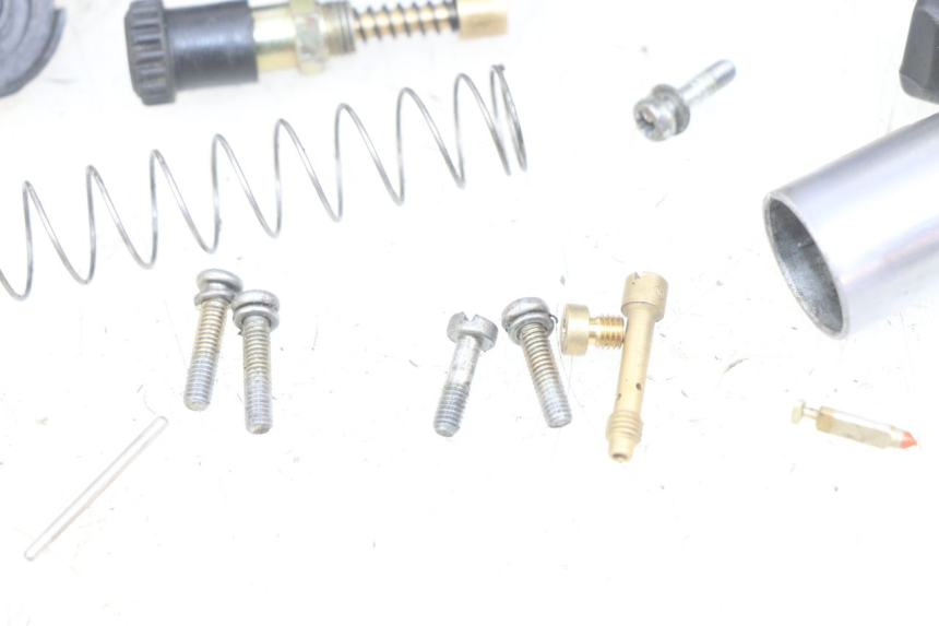 photo de VERGASER MBK BOOSTER SPIRIT 50 (1999 - 2003) - Productaanzicht