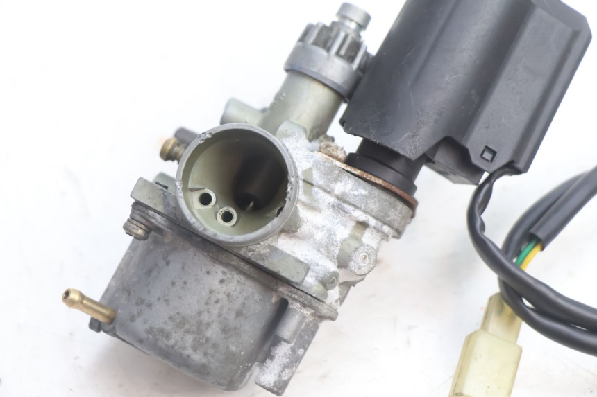 photo de VERGASER PEUGEOT BUXY 50 (1993 - 1998) - Detail van het onderdeel