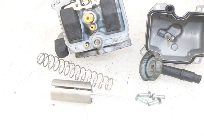 photo de VERGASER HONDA CA REBEL 125 (1995 - 2001) - Markeringen en referenties