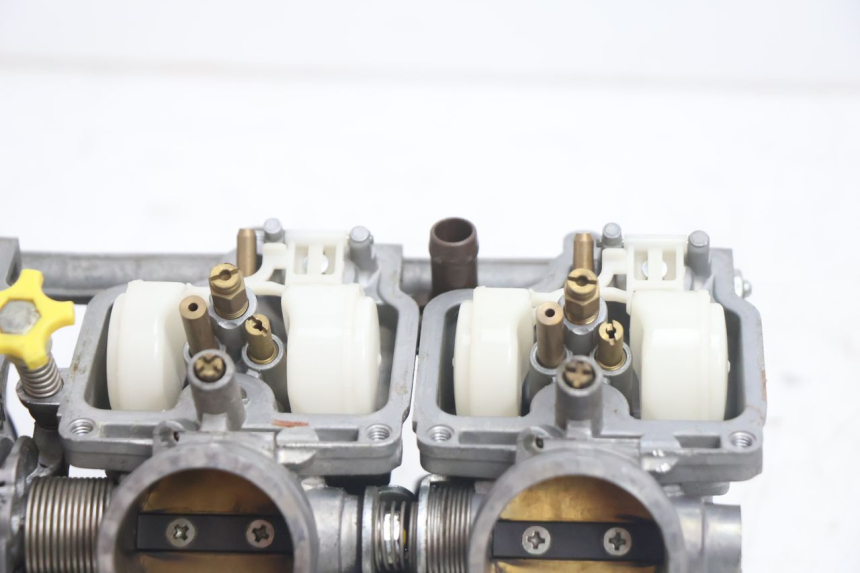 photo de CARBURATEUR HONDA CB F HORNET 600 (2005 - 2006) - Kenmerkende details