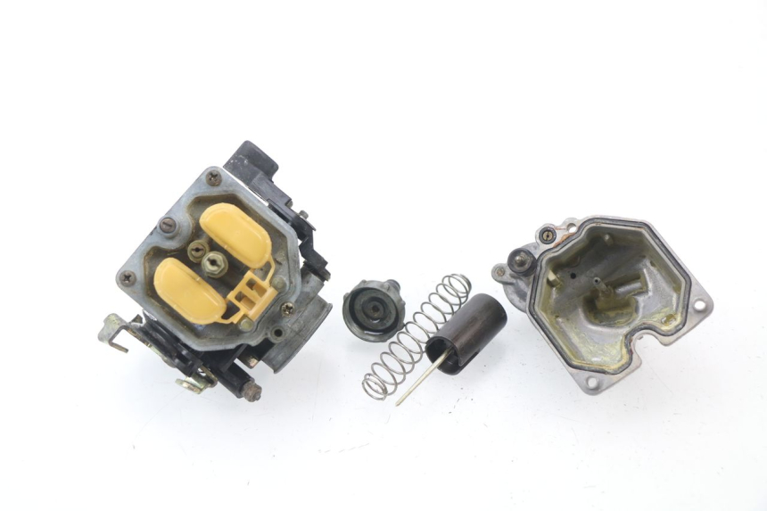 photo de VERGASER HONDA CG 125 (1996 - 1998) - Zoom op componenten