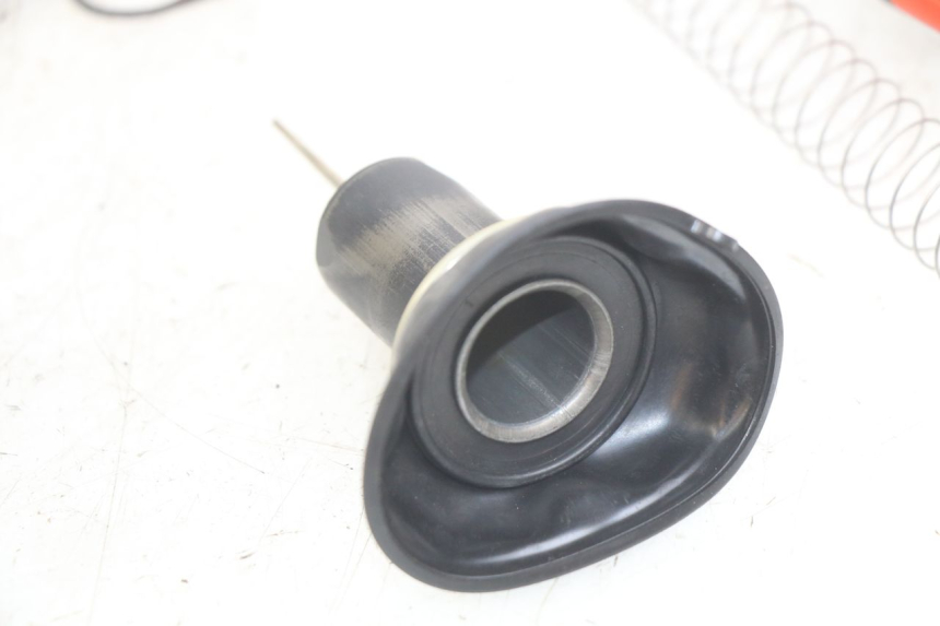 photo de VERGASER PEUGEOT CITYSTAR AIR 125 (2014 - 2017) - Kenmerkende details