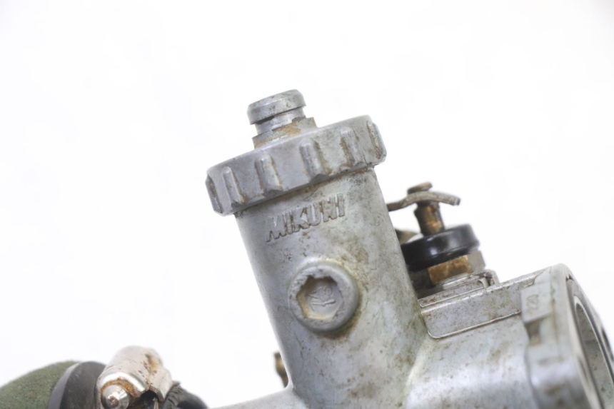 photo de VERGASER CCR DIRT BIKE 125 - Bevestigingspunten