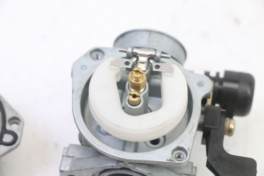 photo de VERGASER CCR DIRT BIKE 110 - Kenmerkende details