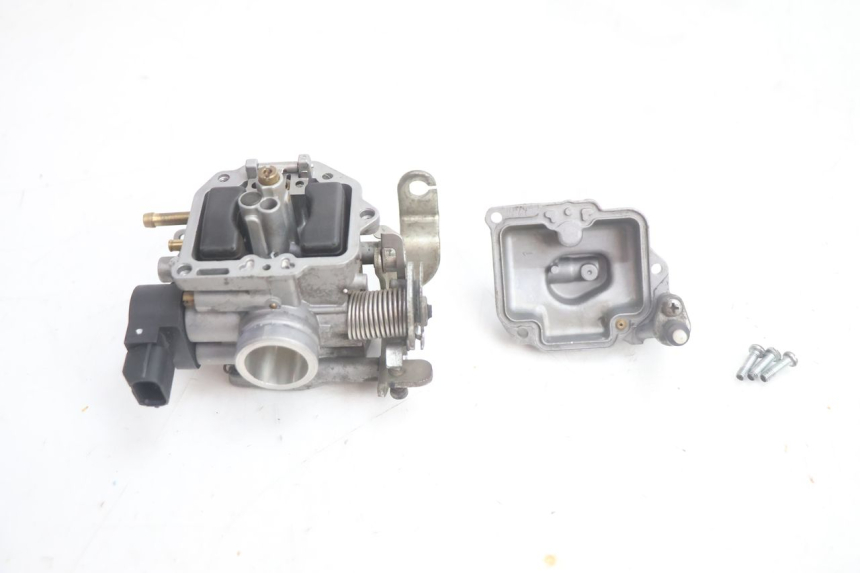 photo de VERGASER JM MOTORS EVOLIS 4T 50 (2018 - 2022) - Staat van het oppervlak