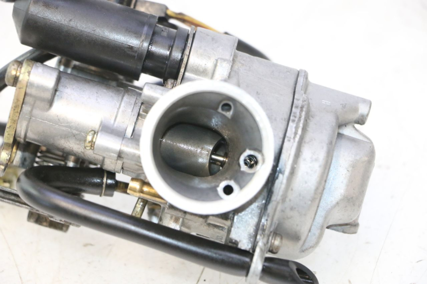 photo de VERGASER HONDA FES PANTHEON 2T 125 (1998 - 2002) - Zoom op componenten