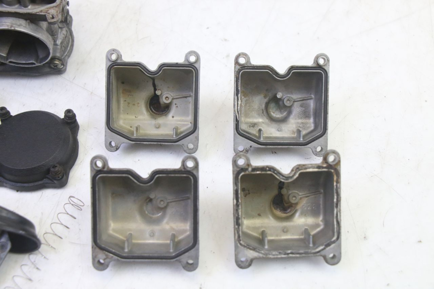 photo de VERGASER KAWASAKI GPX R WARBIRD 600 (1988 - 1993) - Visuele inspectie