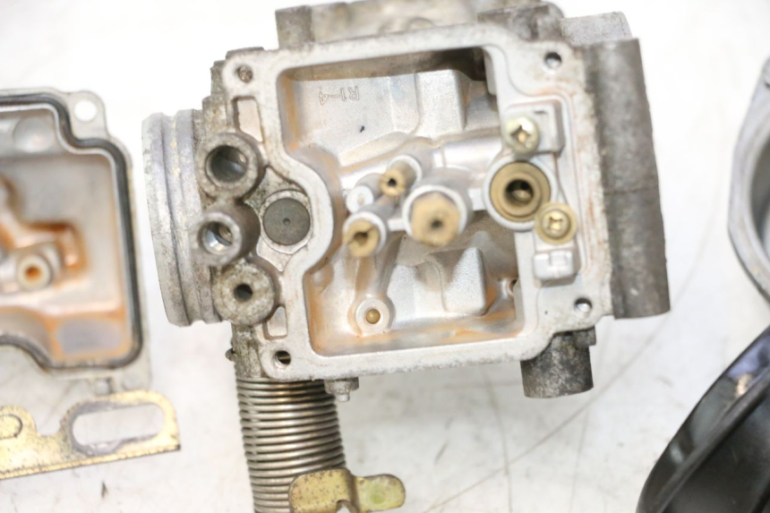 photo de VERGASER SUZUKI GS GSE 500 (2001 - 2003) - Profielaanzicht