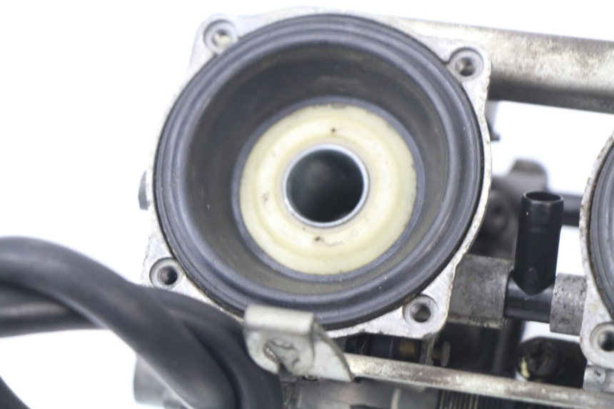 photo de VERGASER SUZUKI GSF N BANDIT 600 (1996 - 1999) - Visuele inspectie