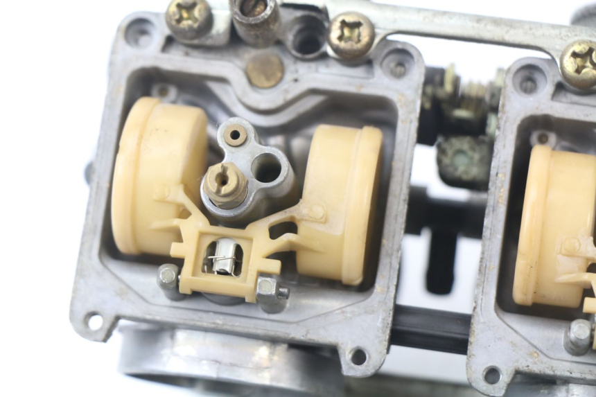 photo de VERGASER SUZUKI GSF N BANDIT 600 (1996 - 1999) - Kenmerkende details