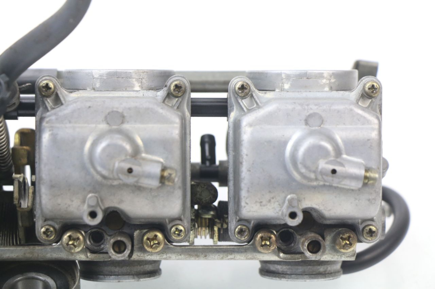 photo de VERGASER SUZUKI GSF N BANDIT 600 (1996 - 1999) - Bevestigingspunten