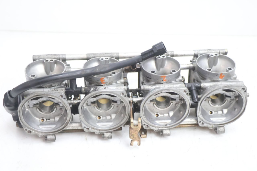 photo de CARBURATEUR SUZUKI GSF N BANDIT 1200 (2001 - 2005) - Kenmerkende details
