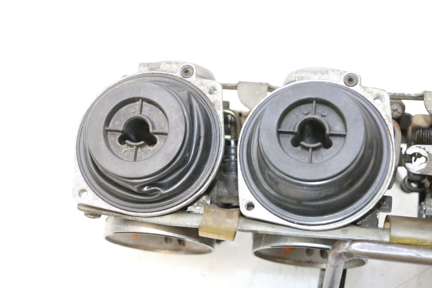 photo de CARBURATEUR SUZUKI GSX F GSXF 750 (1988 - 1998) - Profielaanzicht