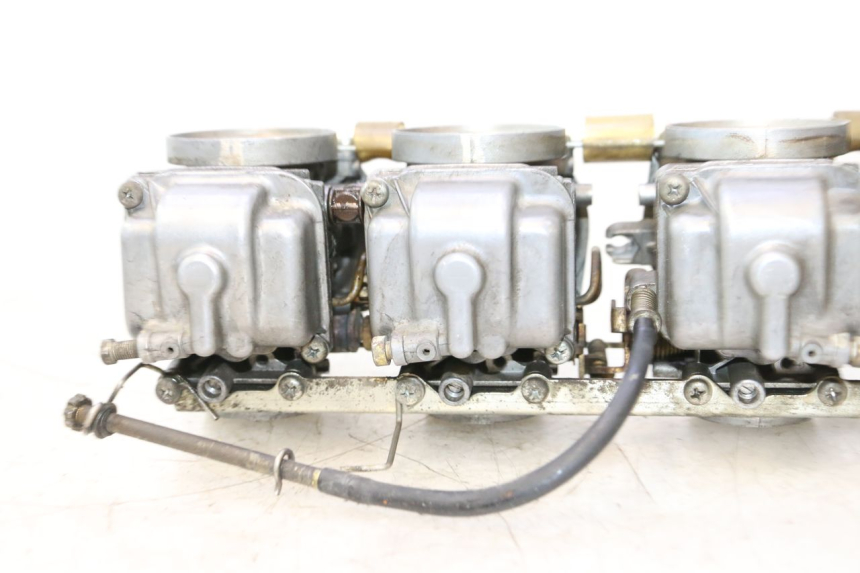 photo de CARBURATEUR SUZUKI GSX F GSXF 750 (1988 - 1998) - Zoom op gebruiksstaat