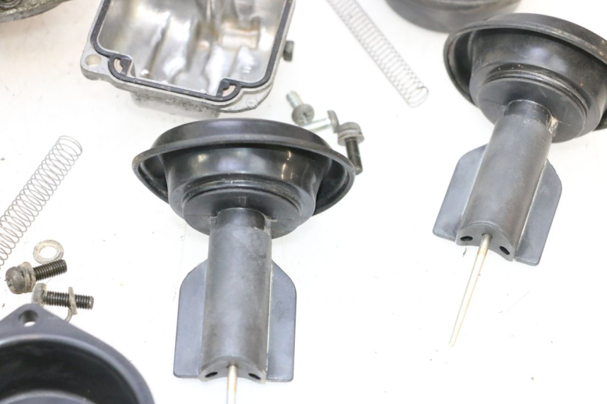 photo de CARBURATEUR SUZUKI GSX F GSXF 750 (1988 - 1998) - Staat van het oppervlak