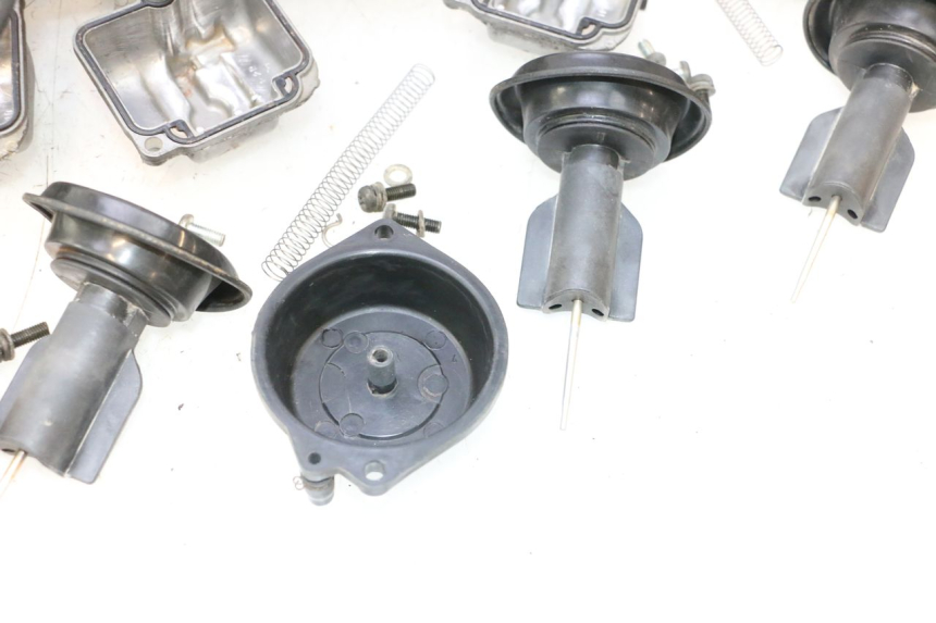 photo de CARBURATEUR SUZUKI GSX F GSXF 750 (1988 - 1998) - Gecontroleerd onderdeel