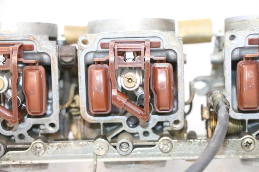 photo de CARBURATEUR SUZUKI GSX F GSXF 750 (1988 - 1998) - Alternatieve hoek