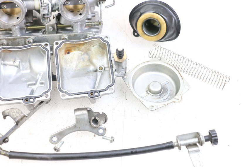 photo de VERGASER HYOSUNG GTR 125 (2006 - 2008) - Visuele inspectie