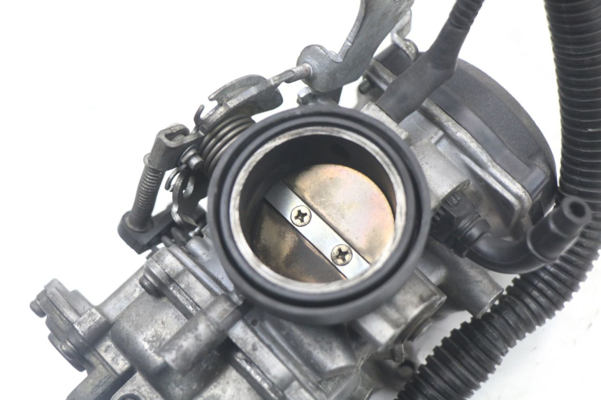 photo de VERGASER HARLEY DAVIDSON SPORTSTER XL CUSTOM 883 (1999 - 2006) - Staat van het oppervlak