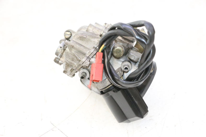photo de CARBURATEUR BAOTIAN HUASHA HS50QT-7 50 - Overzicht