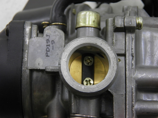 photo de VERGASER JM MOTOR JULIA 50 (2010 - 2014) - Bevestigingspunten