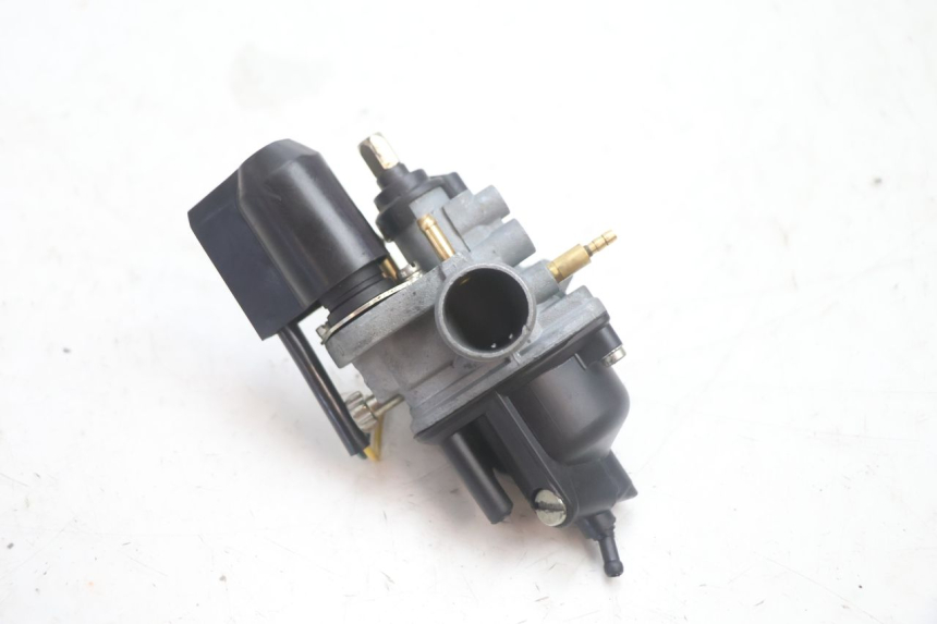 photo de VERGASER PEUGEOT KISBEE 2T 50 (2010 - 2017) - Andere kijkhoek