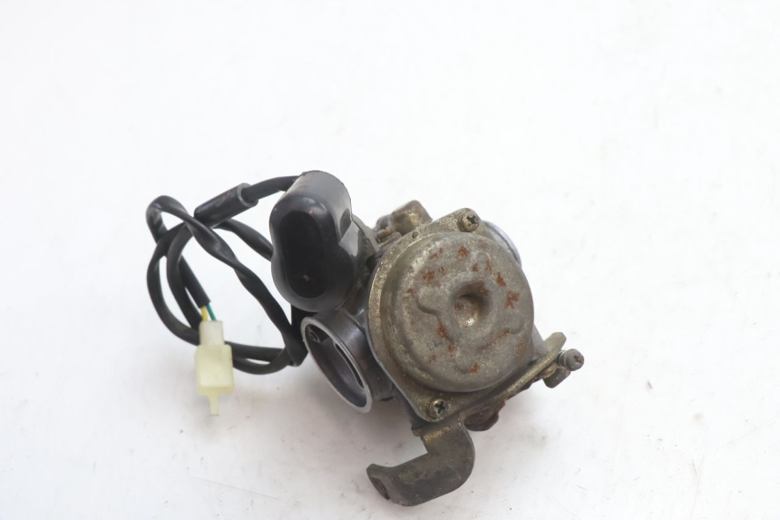 photo de VERGASER PEUGEOT KISBEE 4T 50 (2010 - 2017) - Bevestigingspunten