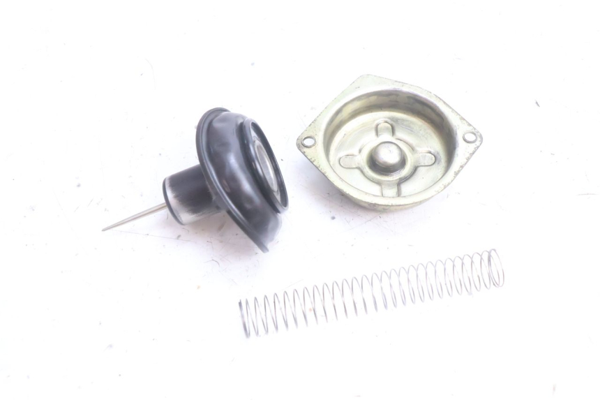 photo de VERGASER PEUGEOT KISBEE 4T 50 (2010 - 2017) - Kenmerkende details