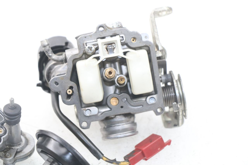 photo de VERGASER PIAGGIO LIBERTY 4T 50 (2009 - 2015) - Zoom op componenten