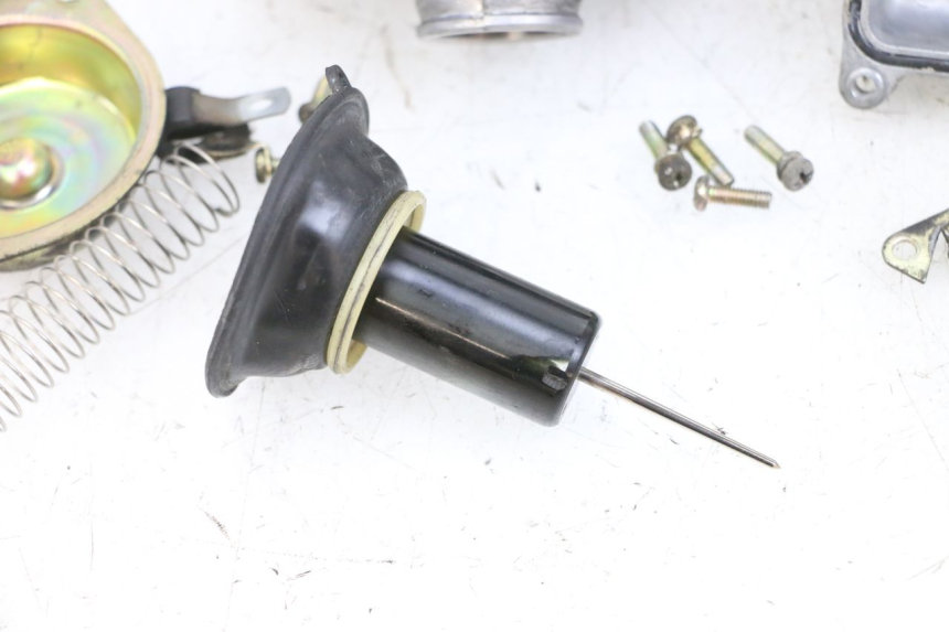 photo de VERGASER KYMCO LIKE 125 (2009 - 2016) - Visuele inspectie