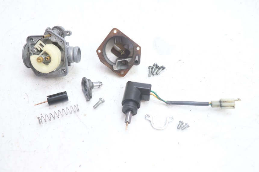 photo de CARBURATEUR PEUGEOT LUDIX PRO 2T 50 (2010 - 2017) - Bevestigingspunten
